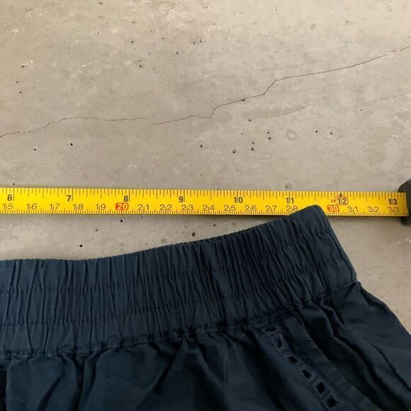 RAG & BONE Maye Broderie Anglaise Cotton Shorts - Picture 8 of 10